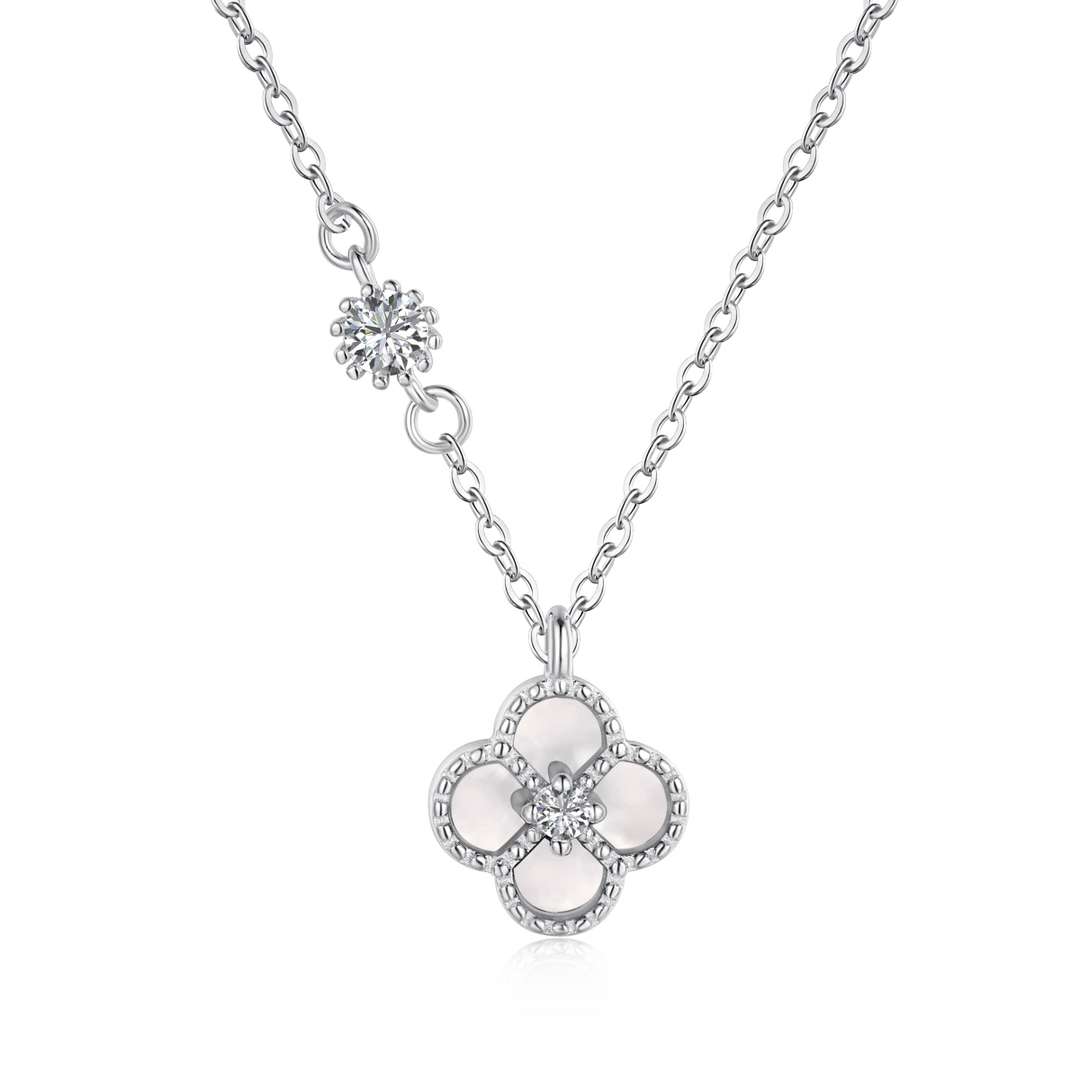 [LoveMore Jewelry]Delicate Flower Shape Necklace