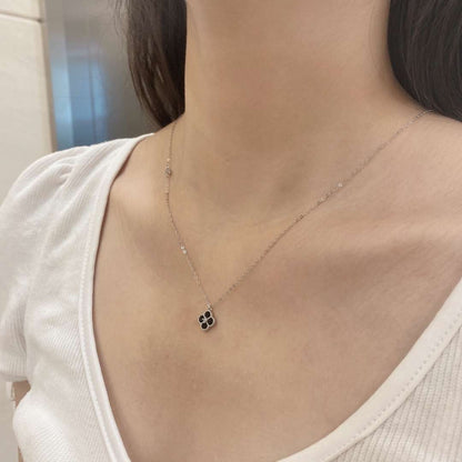 [LoveMore Jewelry]Delicate Flower Shape Necklace
