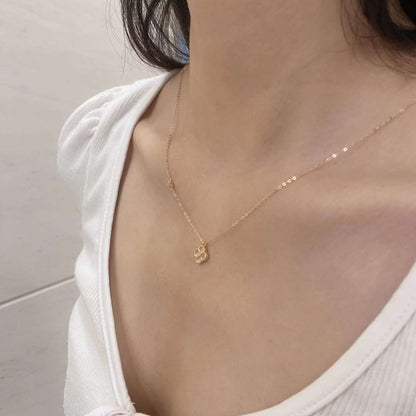 [LoveMore Jewelry]Delicate Flower Shape Necklace