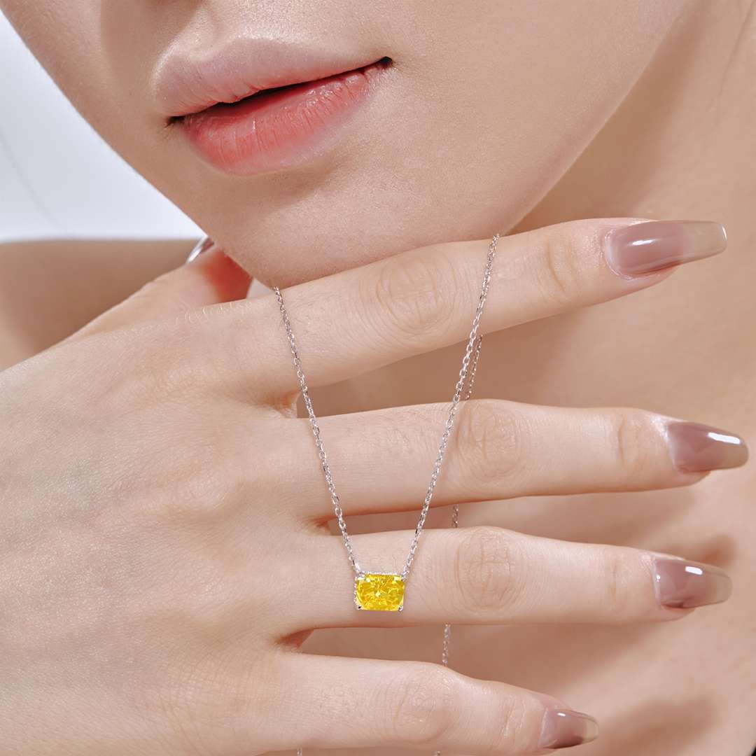 [LoveMore Jewelry]Luxurious Square Shape Colorful Necalack