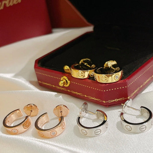 [LoveMore Jewelry]LOVE EARRINGS 5.7MM 2 DIAMONDS