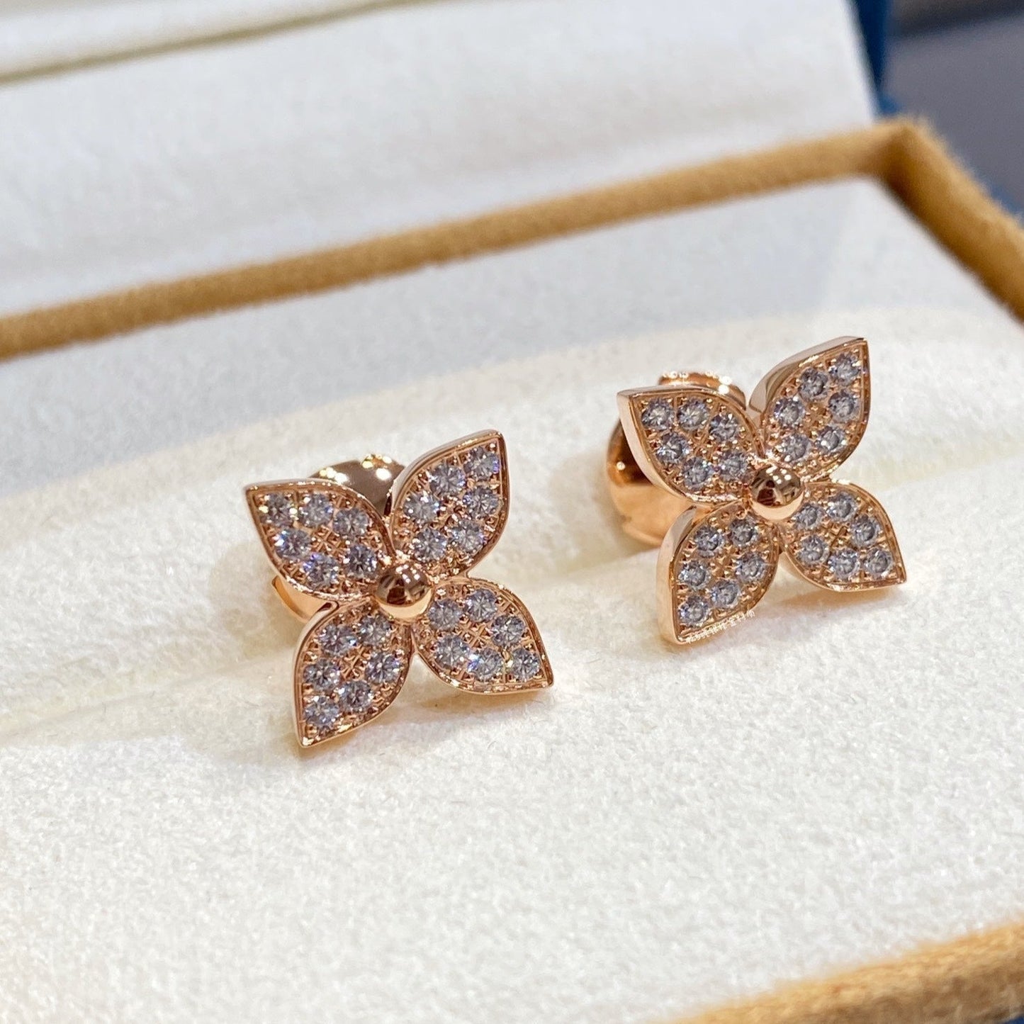 [LoveMore Jewelry]STAR DIAMOND EARRINGS