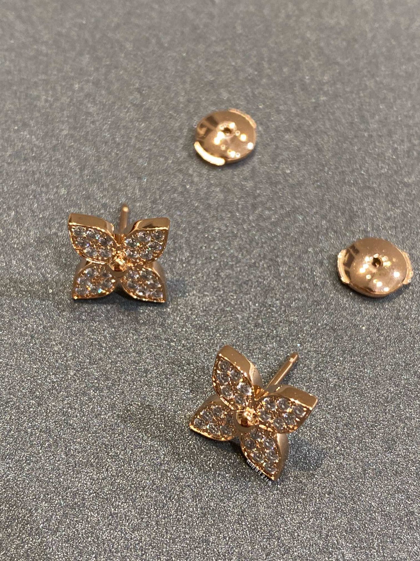 [LoveMore Jewelry]STAR DIAMOND EARRINGS