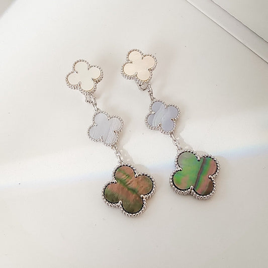 [LoveMore Jewelry]CLOVER 3 MOTIFS CHALCEDONY DARK MOP SILVER EARRINGS