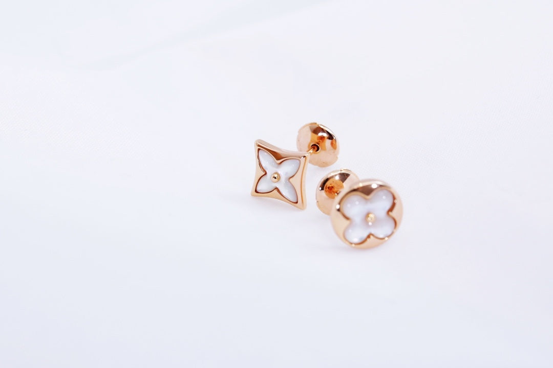 [LoveMore Jewelry]STAR AND SUN PINK GOLD MOP STUD EARRINGS