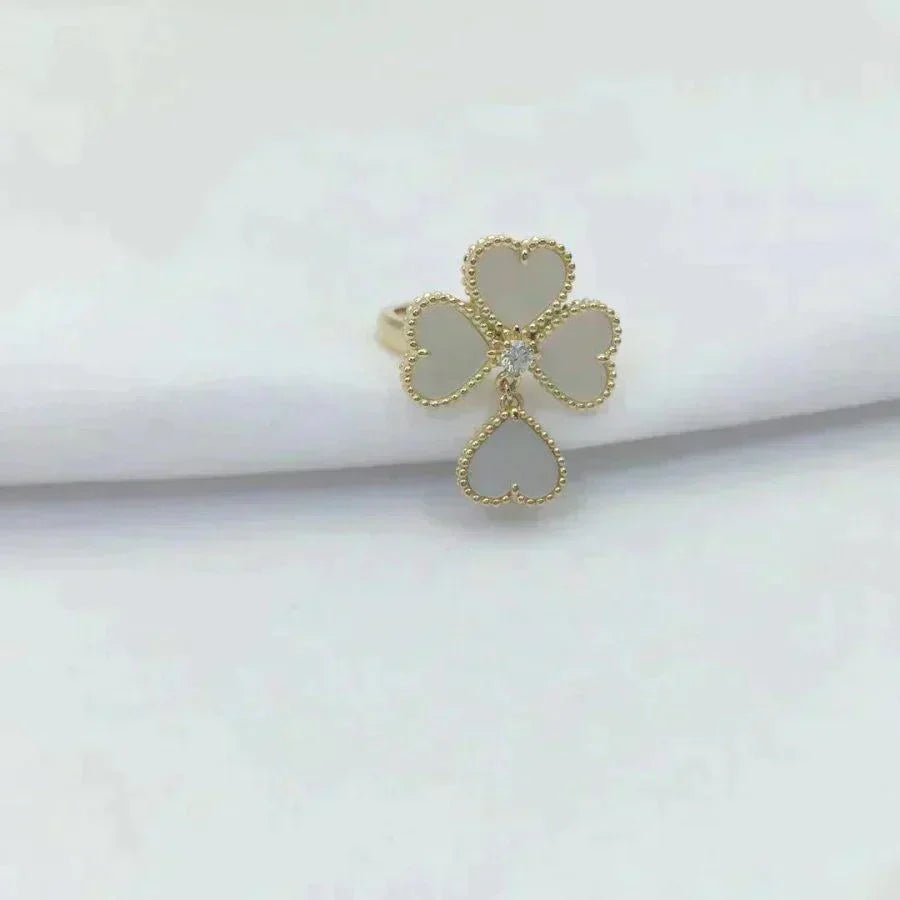 [LoveMore Jewelry]SWEET CLOVER WHITE MOP RING